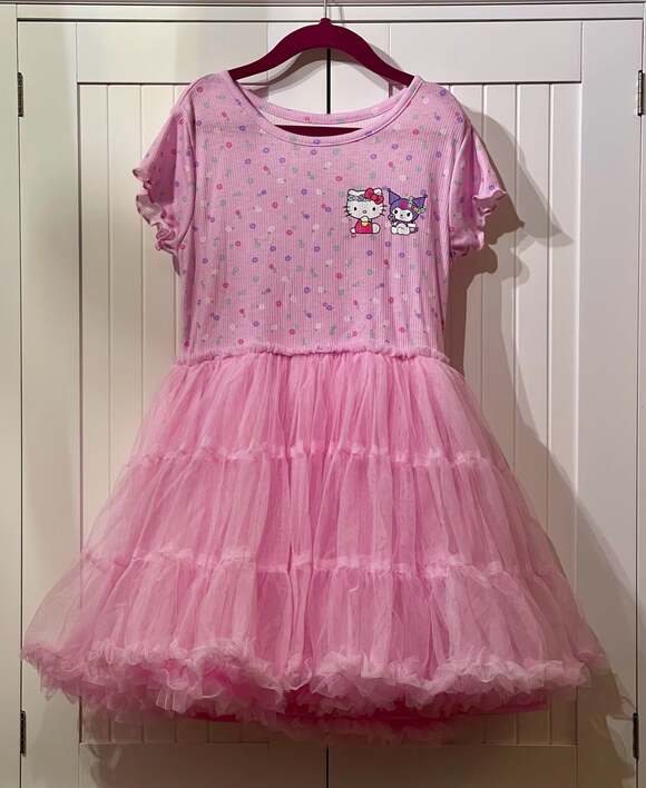 Hello Kitty Other - Hello Kitty And Friends Skater Dress Size M (8) Pink Tulle Skirt Short Sleeve